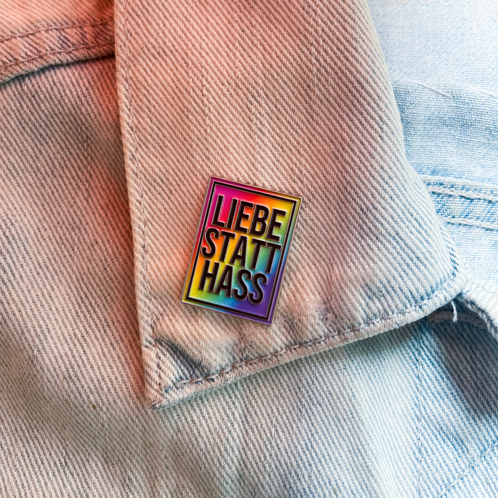 Pin - Liebe Statt Hass