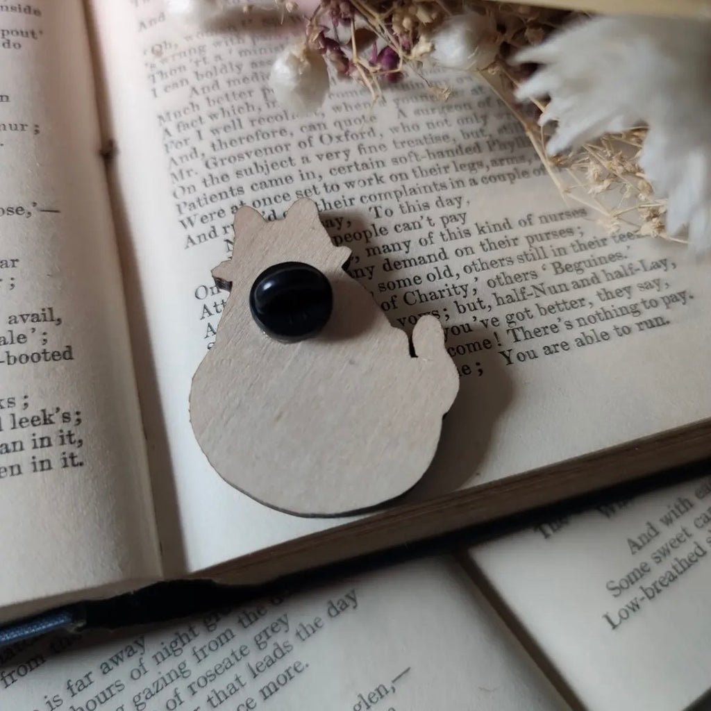 Anstecker aus Holz - Skull Cat