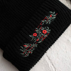 Beanie - Wallflower