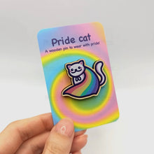 Pin aus Holz - Pride Cat