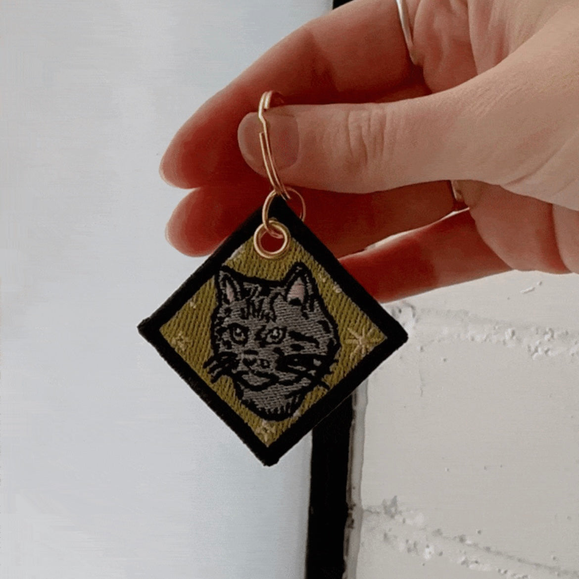 Schlüsselanhänger - Shut Up Everyone