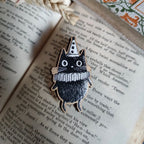 Anstecker aus Holz - Clown Cat